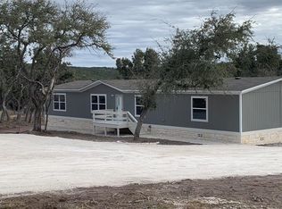 1490 S Ranchero Rd, Kerrville, TX 78028