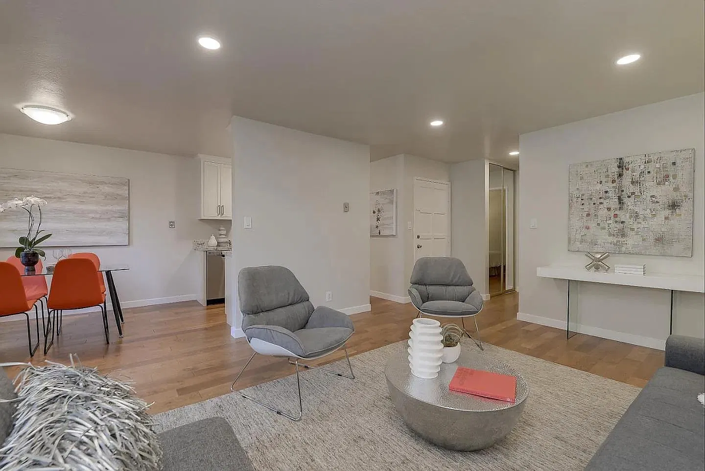 1 bed, 668 sqft, $3,100 — Photo 4