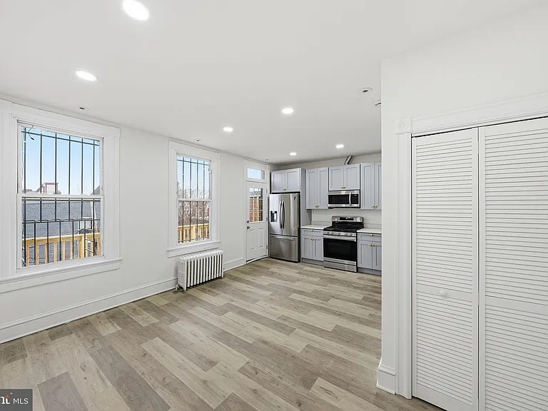 2032 N Capitol St NW #2 — Photo 3