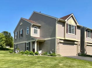 6941 Brightwater Dr, Fox Lake, IL 60020