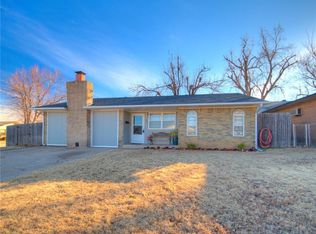 901 Ridgeway Dr, Yukon, OK 73099