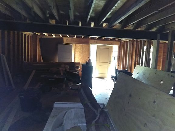 3rd image of 1150 N 37th St