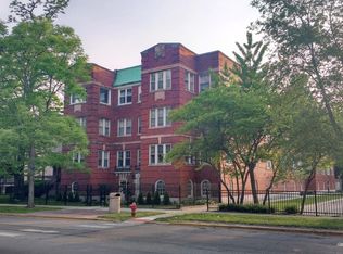 148 N Austin Blvd APT 1A, Oak Park, IL 60302