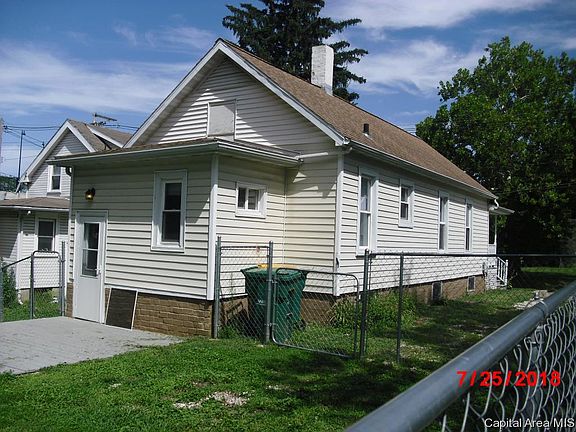 3rd image of 422 E North St