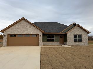 193 Granny Jean Ln, Paragould, AR 72450