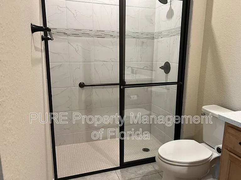 10376 SW 99th St — Photo 56