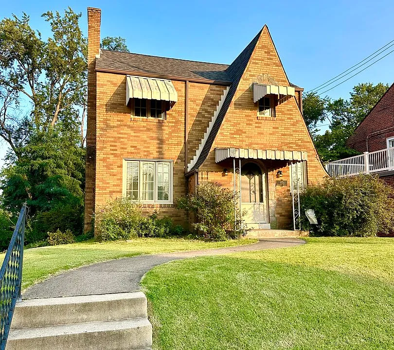 215 Owendale Ave