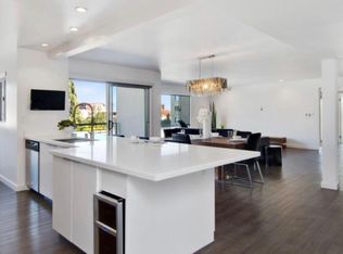 8621 Wilshire Blvd #305, Beverly Hills, CA 90211