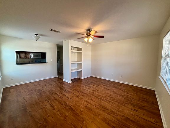 4th image of 313 Lake Ave