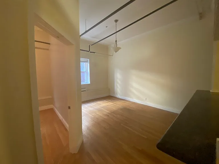 1461 Alice Street — Photo 32