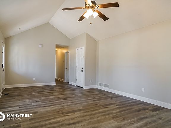 5th image of 4724 Glen Shadow Ct