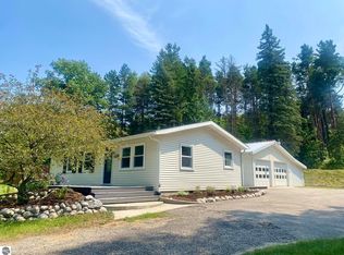8926 E Bingham Rd, Traverse City, MI 49684