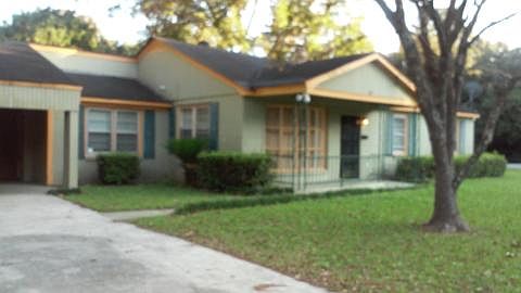 Driveway and house front
