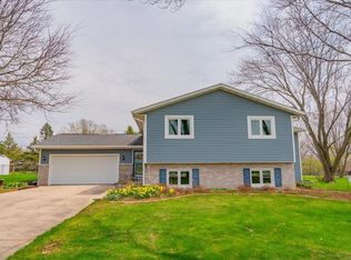 3893 Terrace Cir, Deforest, WI 53532