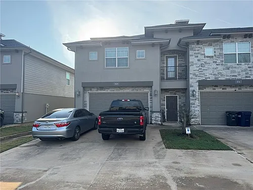 3529 Summerway Dr Photo 1