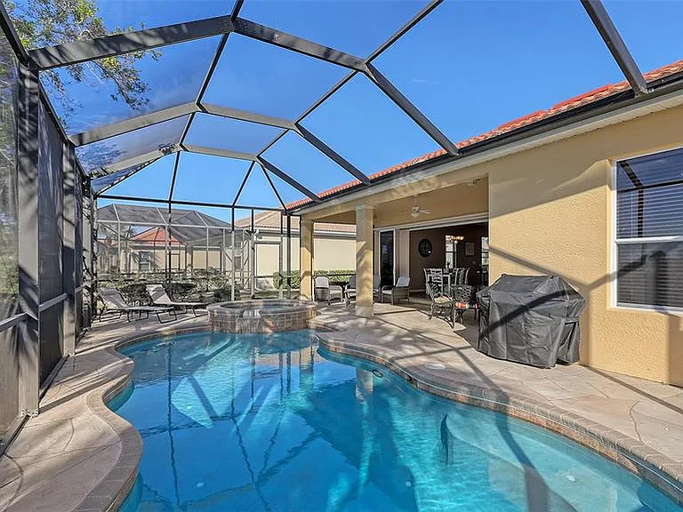 121 Savona Way — Photo 36