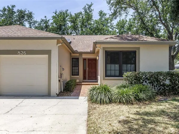826 Glades Ct NE, Saint Petersburg, FL 33702