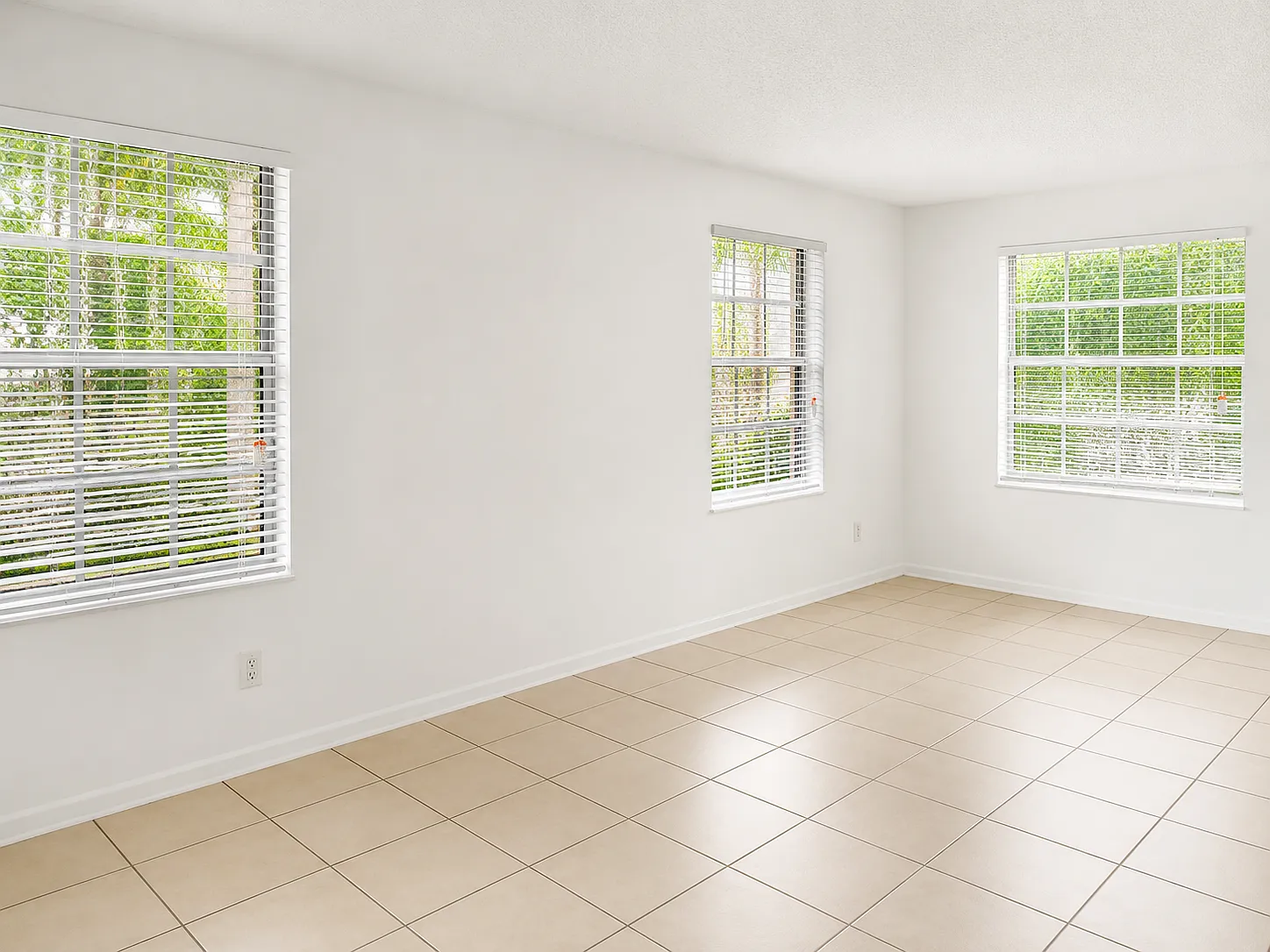 3 bed, 1416 sqft, $3,000 — Photo 4