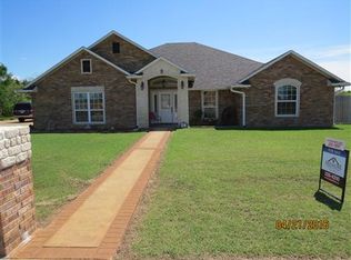 24 Sunrise Cir, Ardmore, OK 73401