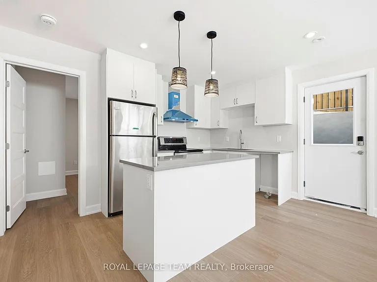 7 Gwynne Ave #B — Photo 8
