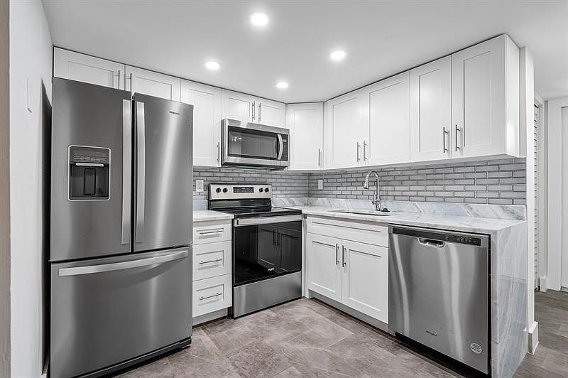 1st image of 1850 Palm Trl APT 104