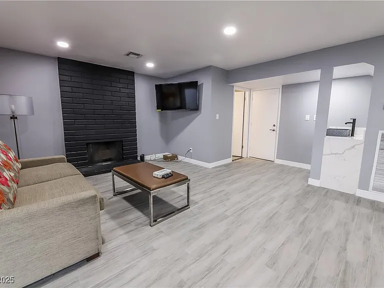 5301 Opuntia St — Photo 19