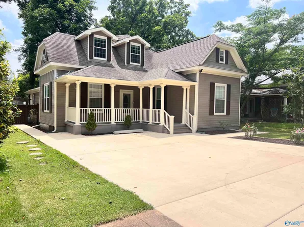 1403 Grant St SE, Decatur, AL 35601