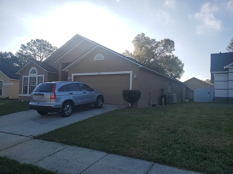 665 Brightview Dr — Photo 3