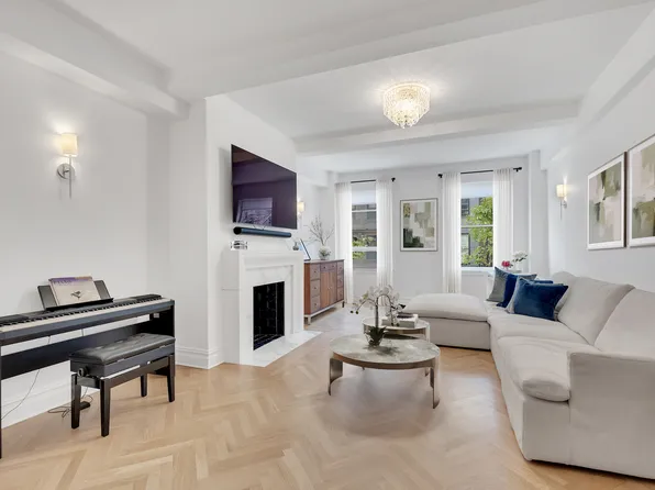 162 East 80th Street image 1 of 10