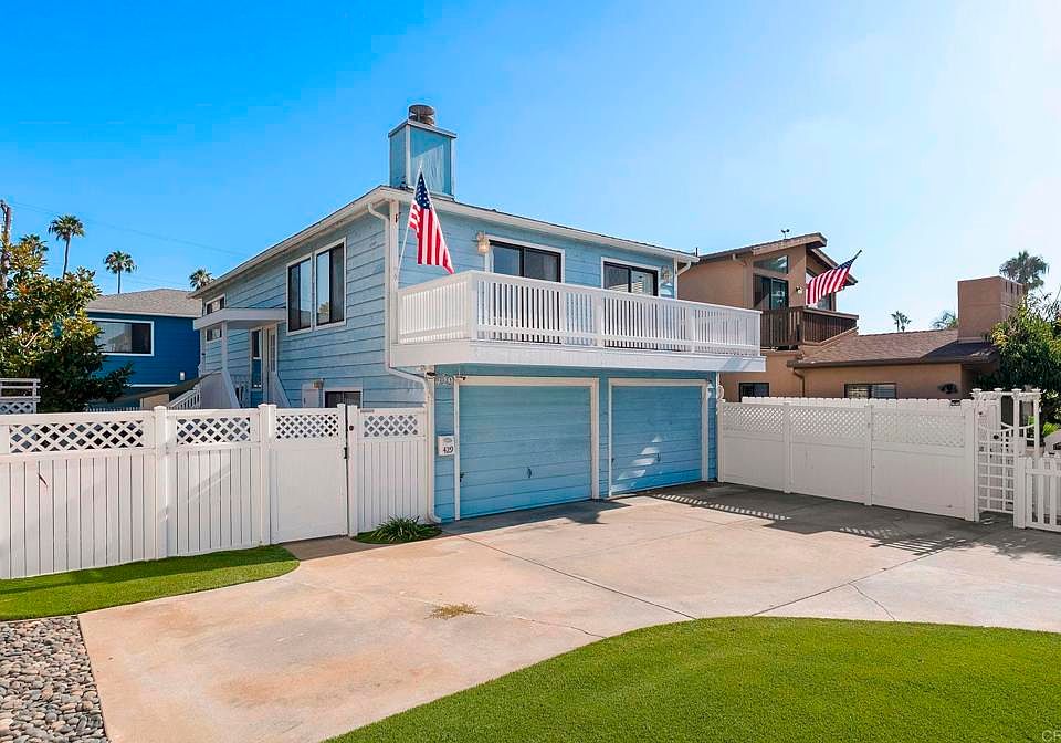1st image of 429-33 Nautilus St