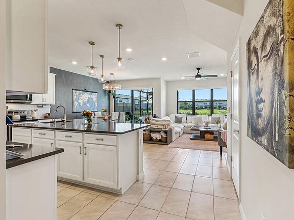 4th image of 4435 Appleton Circle