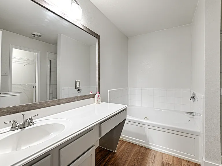 2629 Terrace Dr — Photo 12