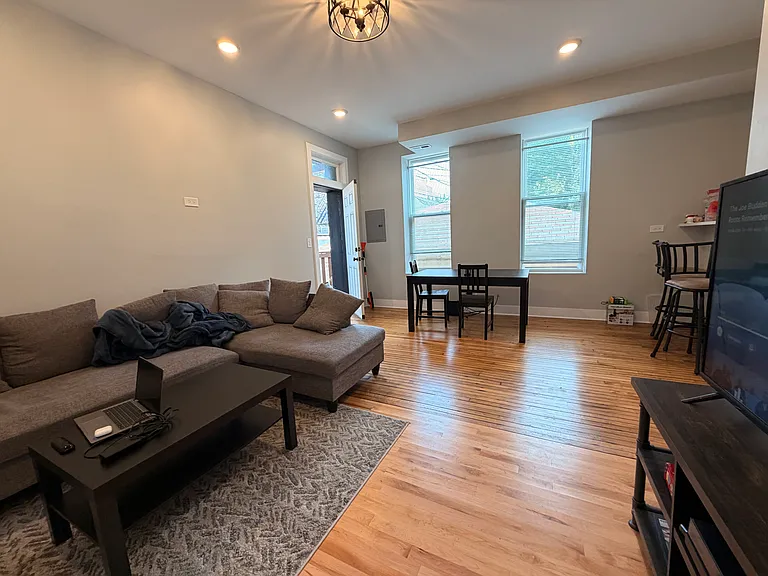 1645 S Miller St #2R — Photo 4