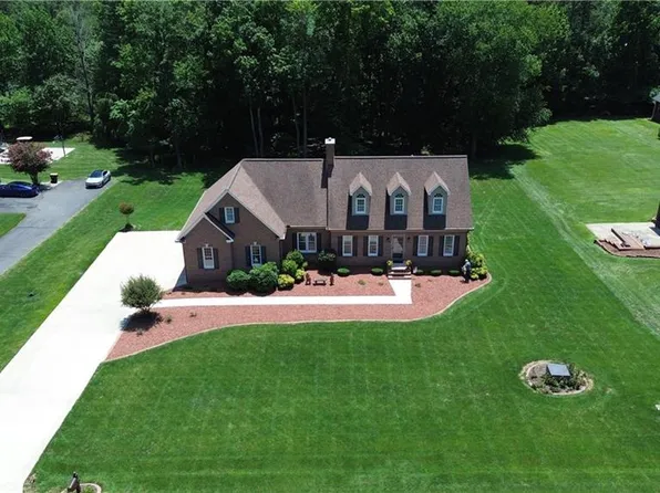 106 Wilbur Gentry Ln, State Road, NC 28676