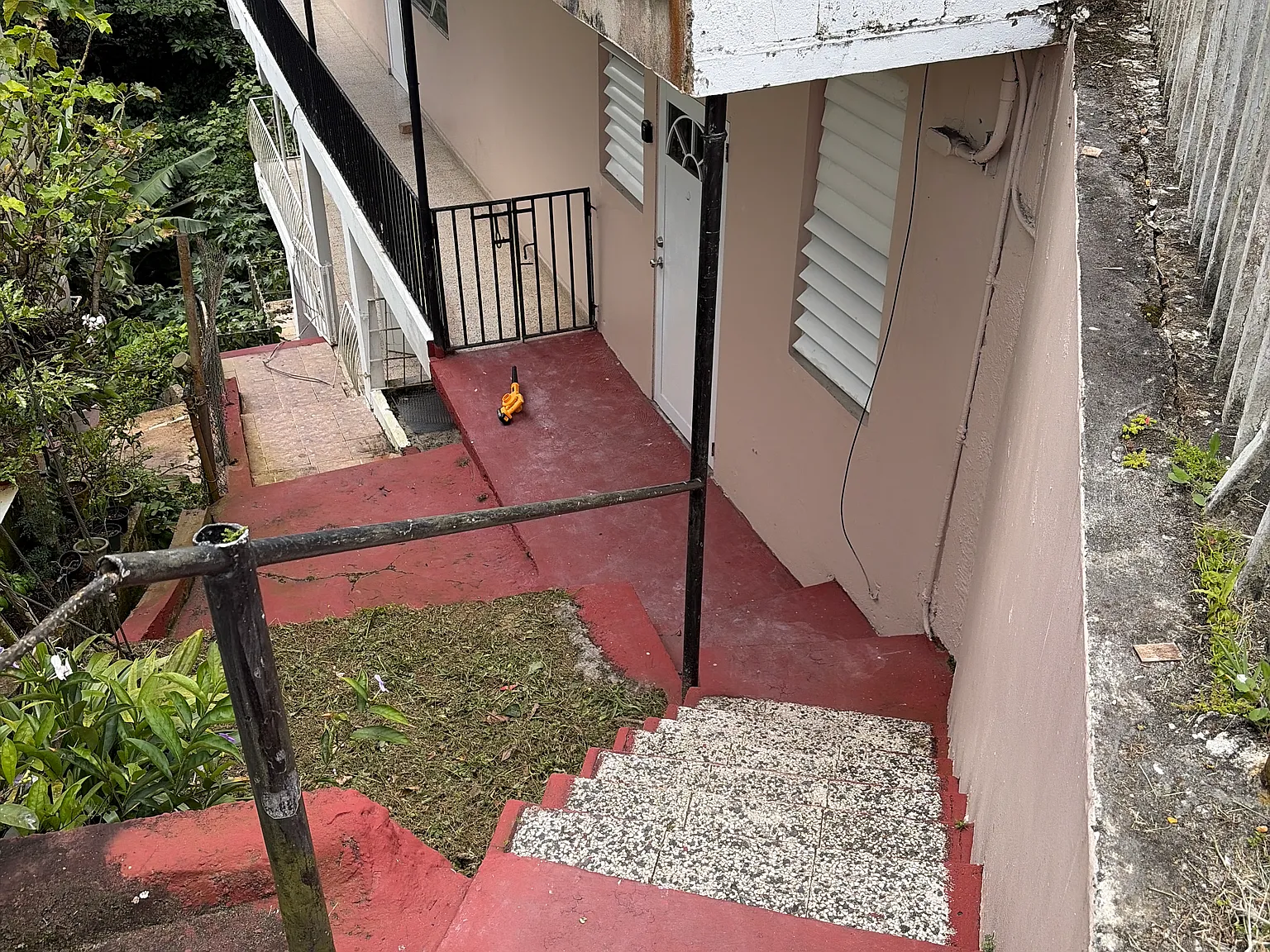 1 bed, 900 sqft, $525 — Photo 3