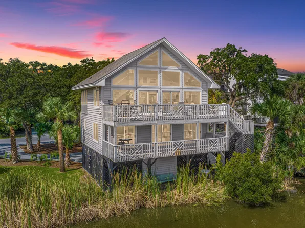 3503 Myrtle St, Edisto Island, SC 29438