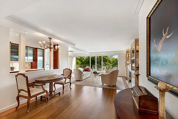 Sold by Compass | media 1