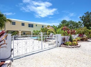 17226 Jamaica Ln, Sugarloaf Key, FL 33042