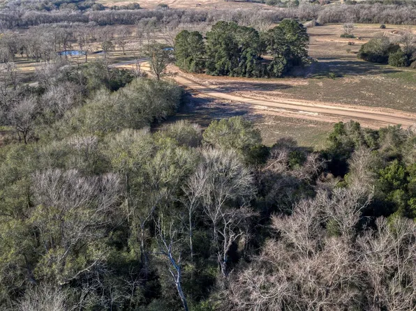 34 Windmill Rdg, Brenham, TX 77833