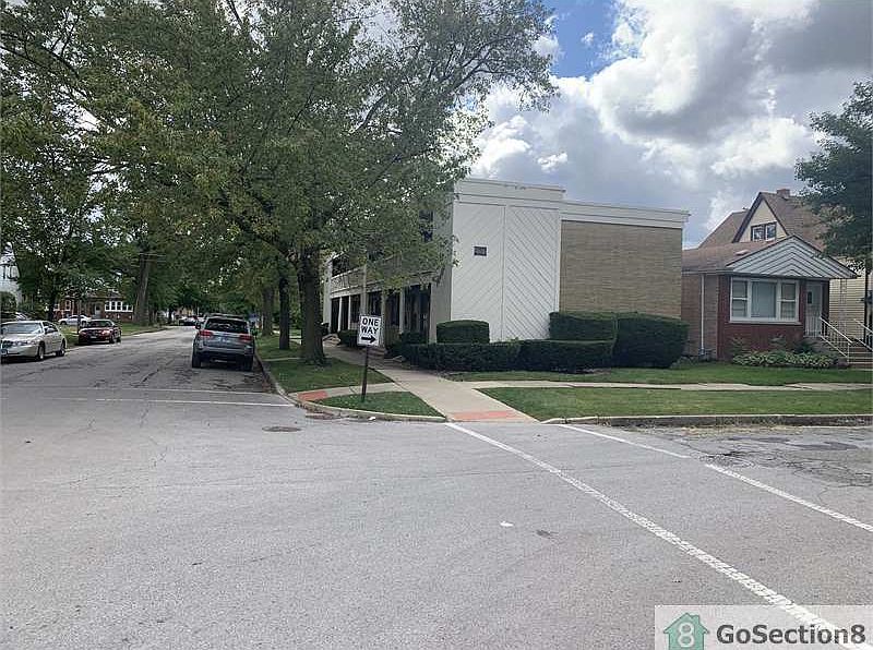 2nd image of 12400 Greenwood Ave #1