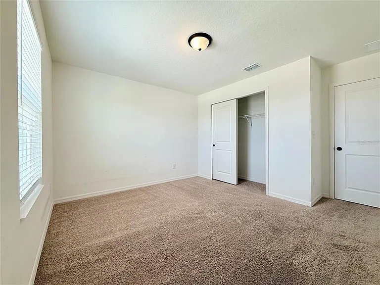 9544 Sandy Bluffs Cir — Photo 15