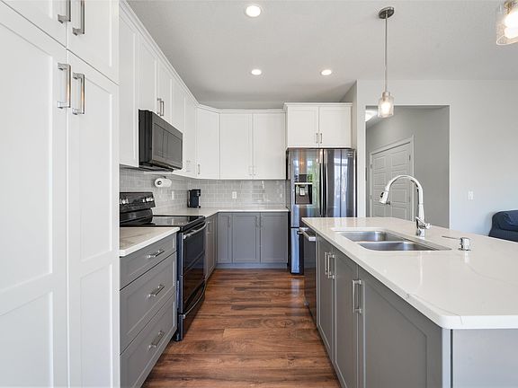 5th image of 1419 169th St SW
