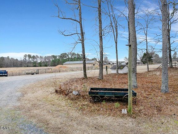 3rd image of 155 Grayson Jenkins Rd