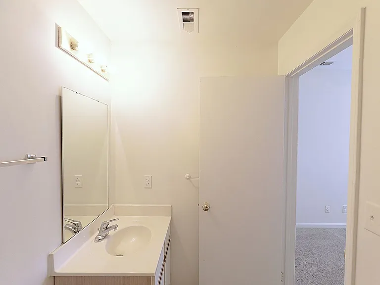2201 Spring Garden St — Photo 29