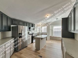 11140 W Windchime Dr, Tucson, AZ 85743