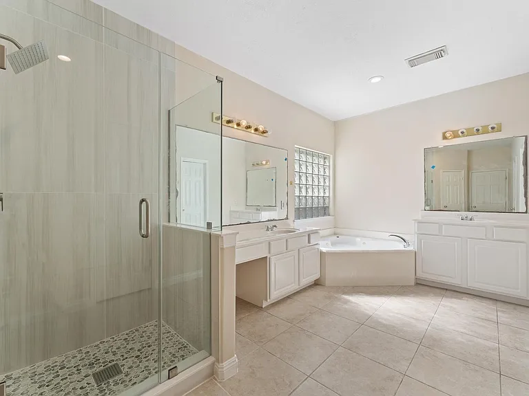 26414 Creston Woods Dr — Photo 17
