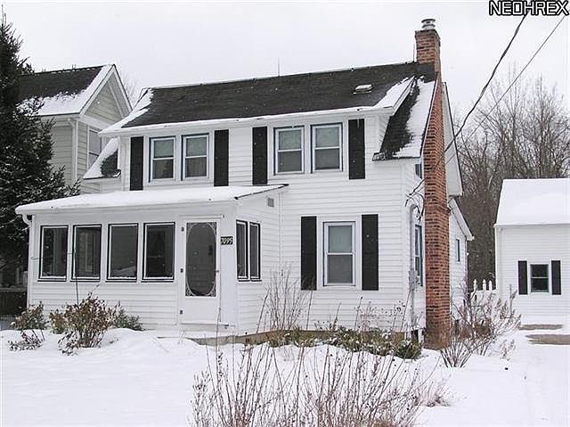 1st image of 7095 Oak St