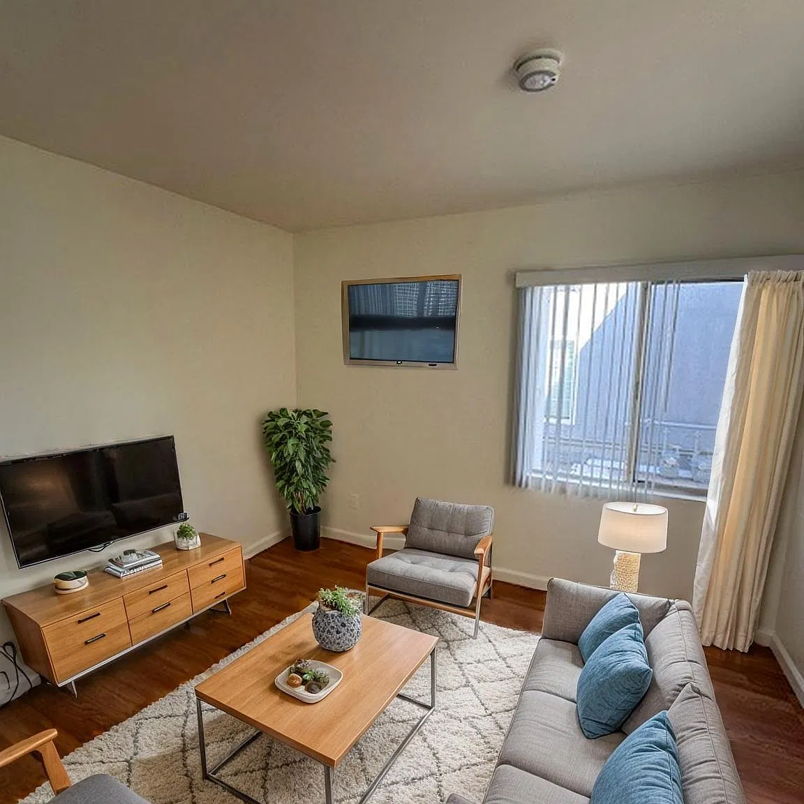 1 bed, 600 sqft, $2,395 — Photo 1