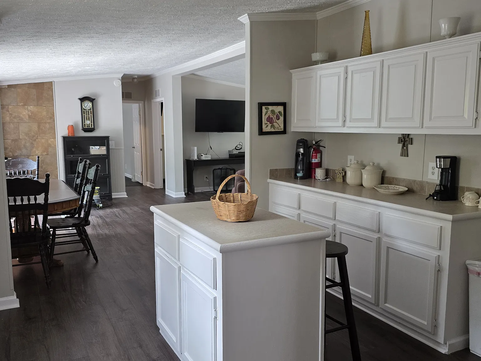 8097 Wildwood Trl — Photo 4