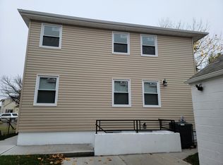 245-23 147th Ave, Rosedale, NY 11422